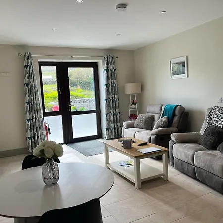 Tigh Fitz - Inis Mor, Aran Island Apartment *