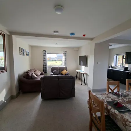 Tigh Fitz - Inis Mor, Aran Island Apartment