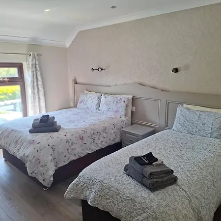 Tigh Fitz - Inis Mor, Aran Island Apartment