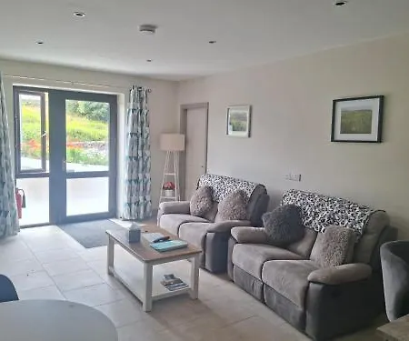 Tigh Fitz - Inis Mor, Aran Island Apartment *