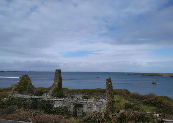 Tigh Fitz - Inis Mor, Aran Island * Inis Mor